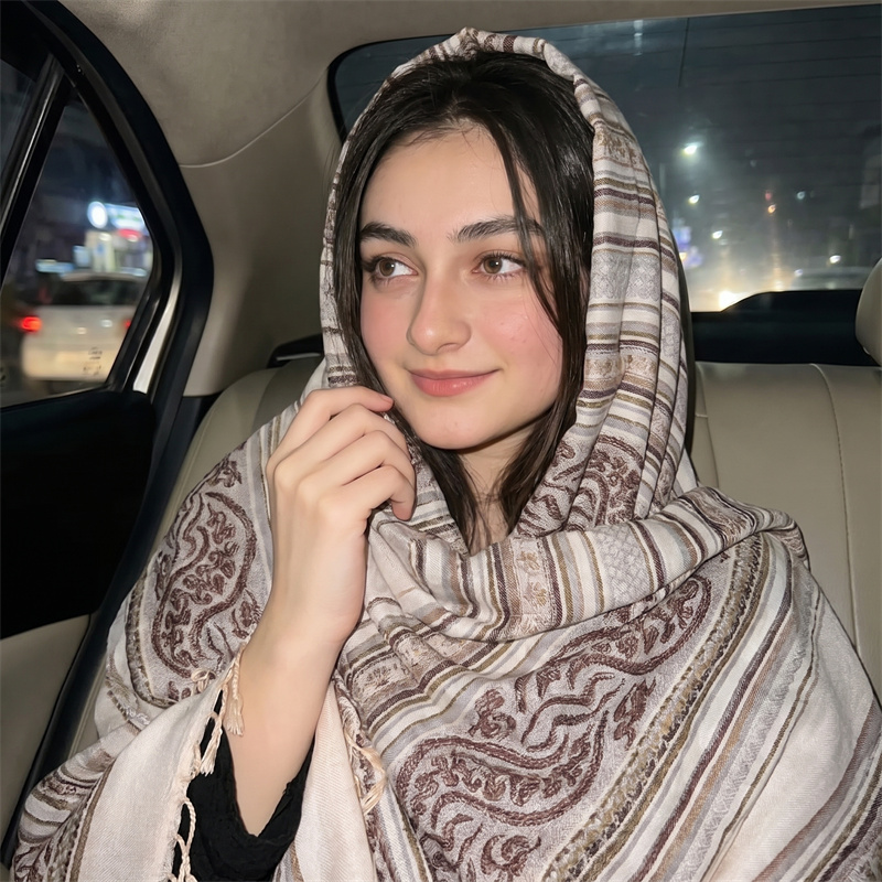 ผ้าคลุมศีรษะลายเพสลีย์สไตล์วิน - Vintage Fashion Hijab บทวิจารณ์และราคา