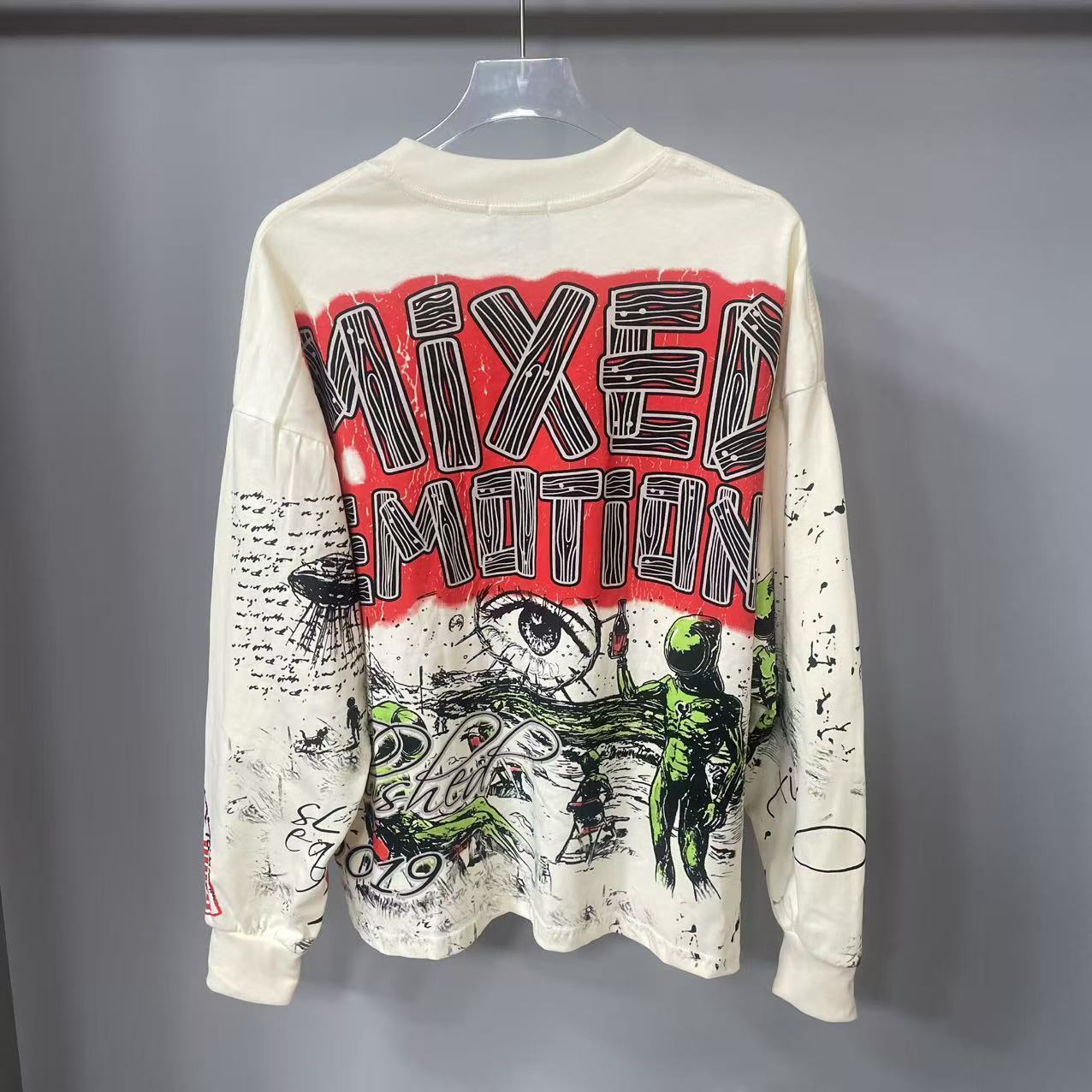 เสื้อยืดแขนยาวดีไซน์เนอร์คุณภา - Vintage Fashion T Shirts บทวิจารณ์และราคา