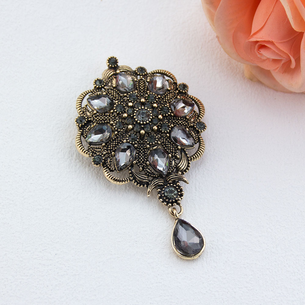 เข็มกลัดคริสตัลสีเทาสไตล์วินเท - Vintage Fashion Hijab บทวิจารณ์และราคา