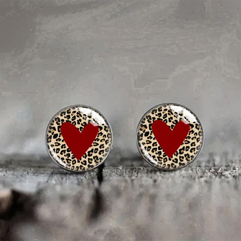 Vintage Heart Leopard พิมพ์ต่า - Vintage Fashion Illustrations บทวิจารณ์และราคา
