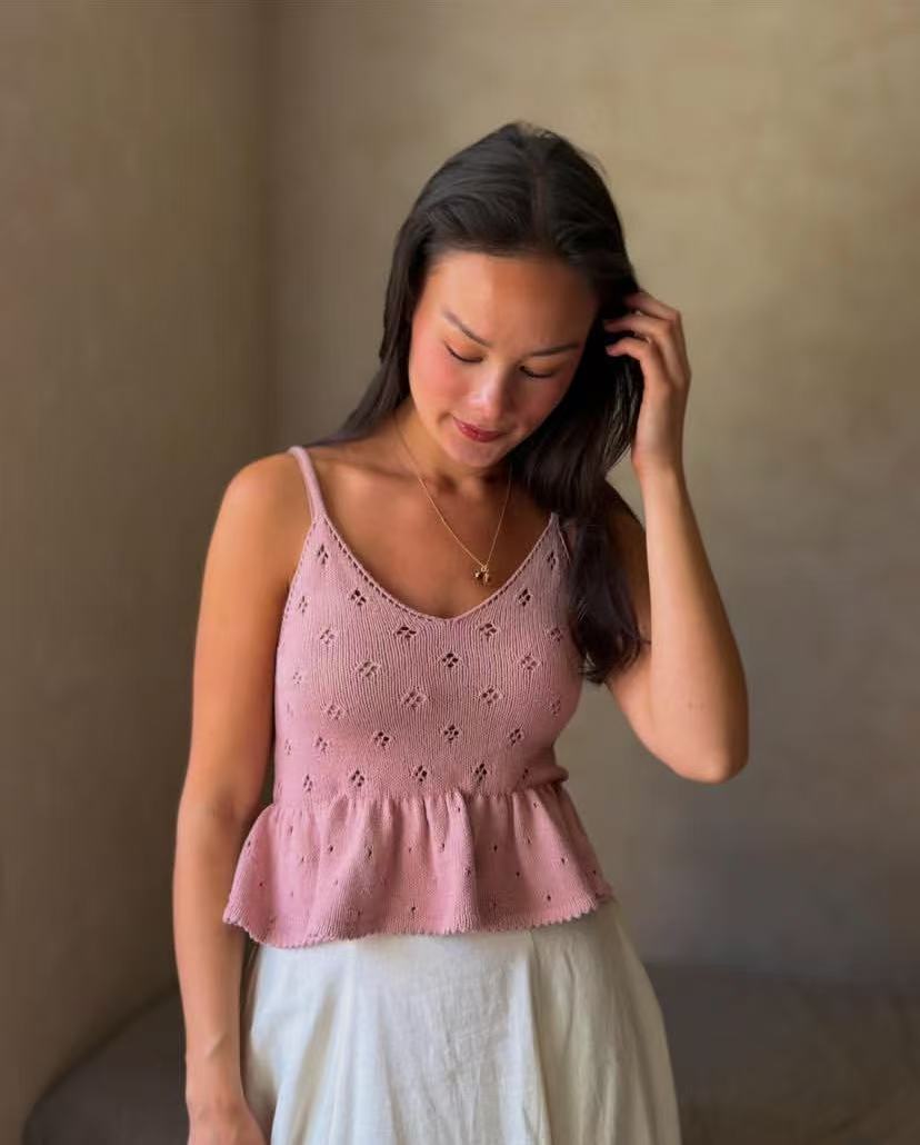 เสื้อกล้ามคอวีลายใบบัวบริสุทธิ - Vintage Fashion Retro Outfit บทวิจารณ์และราคา